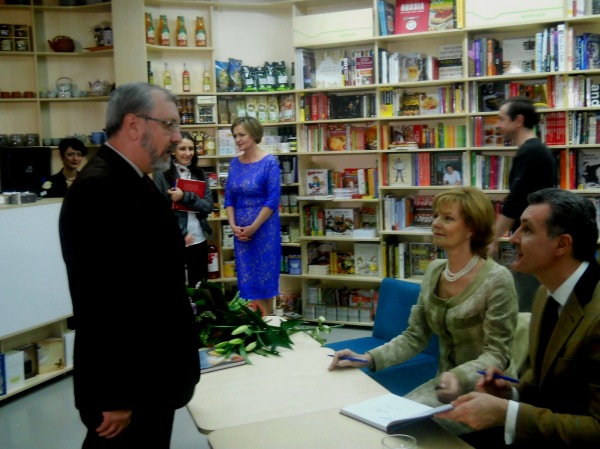 Aurel V. Zgheran cu ALR Principesa Mo¡tenitoare Margareta  ¡i Principele Radu ai României, AFI Cotroceni, 8 martie 2013
